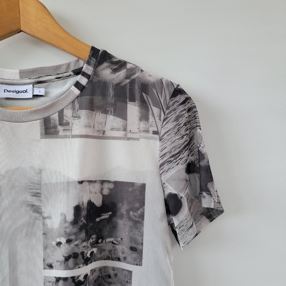 Desigual Collage Arty Photo Double Layer Short Sleeve  Women's Size Large Medium - Picture 3 of 11